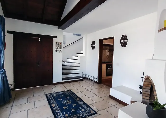 Casa-la-costa - With Pool For Groups, Families And Retreats Gæstehus