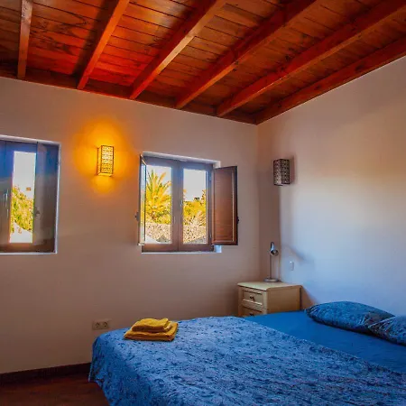 Casa-la-costa - With Pool For Groups, Families And Retreats