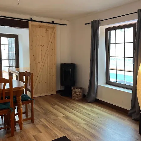 Casa-la-costa בית הארחה 4*