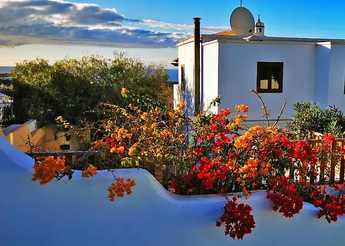 게스트하우스 Casa-la-costa - With Pool For Groups, Families And Retreats 4*