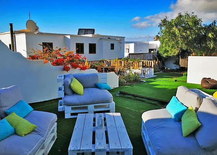 Gasthof Casa-la-costa - With Pool For Groups, Families And Retreats La Costa