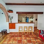 Gasthof Casa-la-costa - With Pool For Groups, Families And Retreats