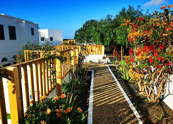 Casa-la-costa - With Pool For Groups, Families And Retreats 招待所 4*