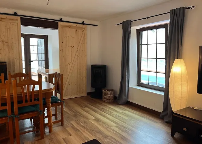 Casa-la-costa - With Pool For Groups, Families And Retreats 招待所 4*